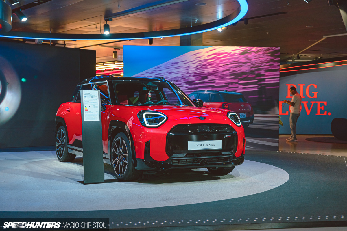 Mario C BMW Welt SH Edit-66