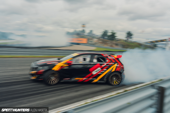 1-HAZ05712-Edit