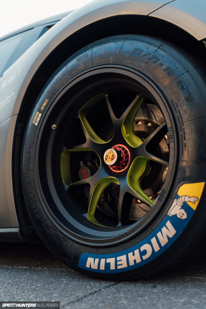 Alec Pender Renn SH-103