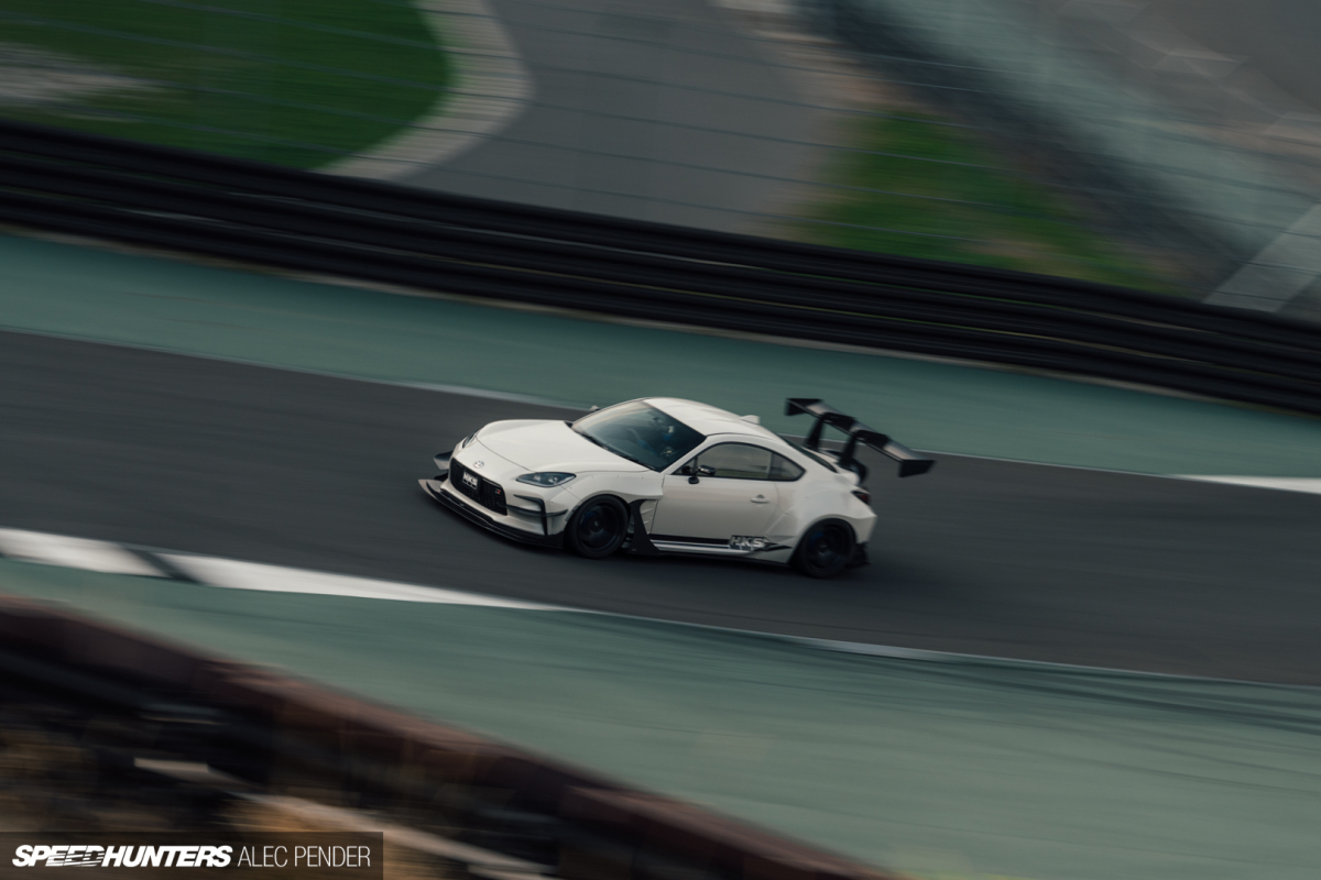 Alec Pender Renn SH-58