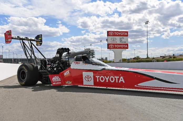 Doug-Kalitta-Toyota-sponsored-dragster-Credit-Gary-Nastase-Photography
