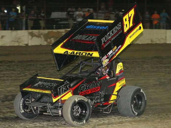 2020 ASCoC Ohio Speedweek 3 Fremont Sun Aaron Reutzel Action Todd Ridgeway Photo Old Faithful Pays