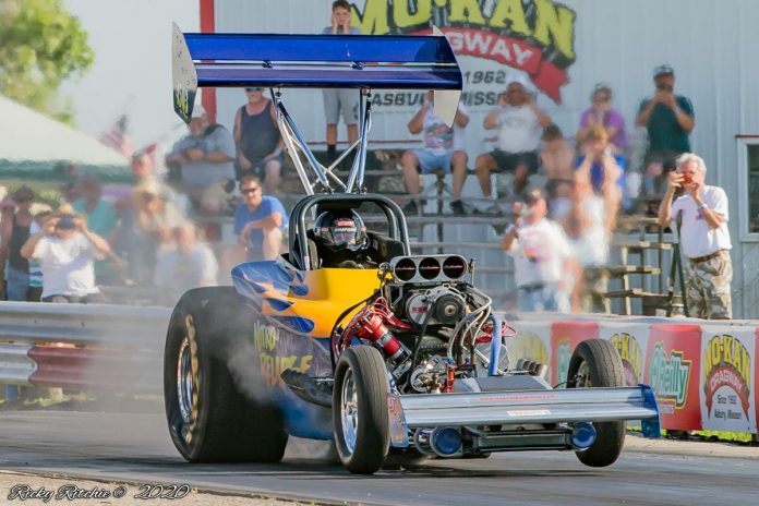 Don Schumacher Racing Performance Parts has partnered with the Funny Car Chaos and Outlaw Fuel Altered circuits. Don Schumacher Racing Performance Parts has partnered with the Funny Car Chaos and Outlaw Fuel Altered circuits.
