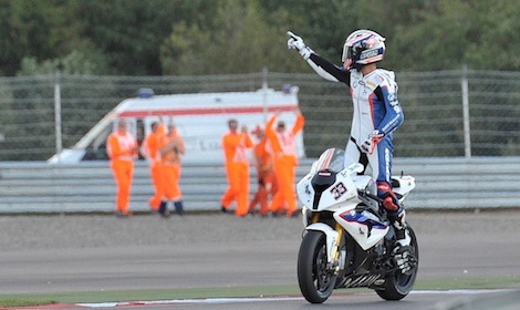 Sunday_Melandri_finish