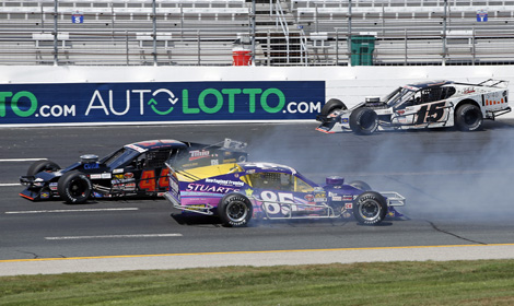 Bobby Santos Avoids Crash New Hampshire
