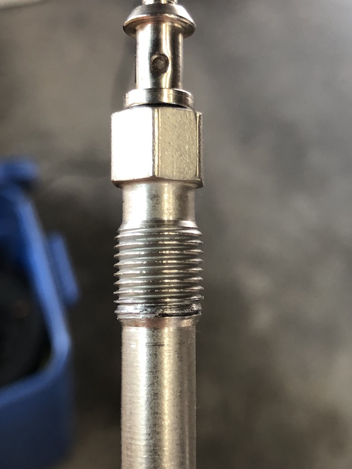 OM647 Glow Plug Replacement Problem?