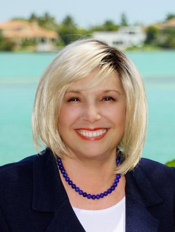 1300 Benjamin Franklin Dr. 1001, Sarasota, FL 34236 is For Sale Judy