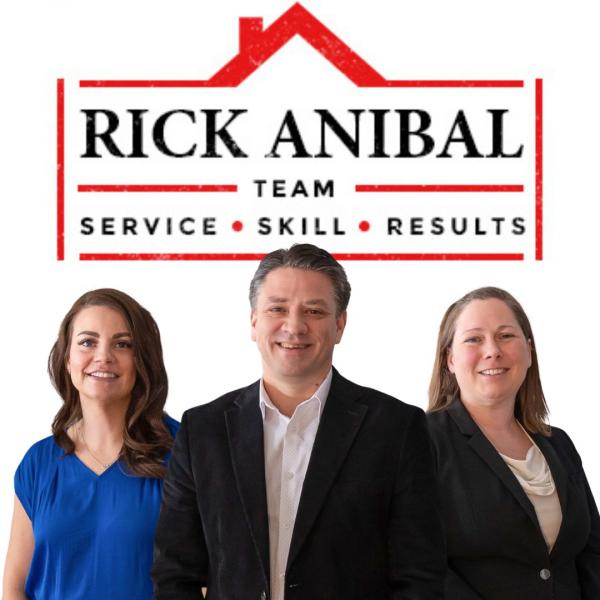picture of listing agent