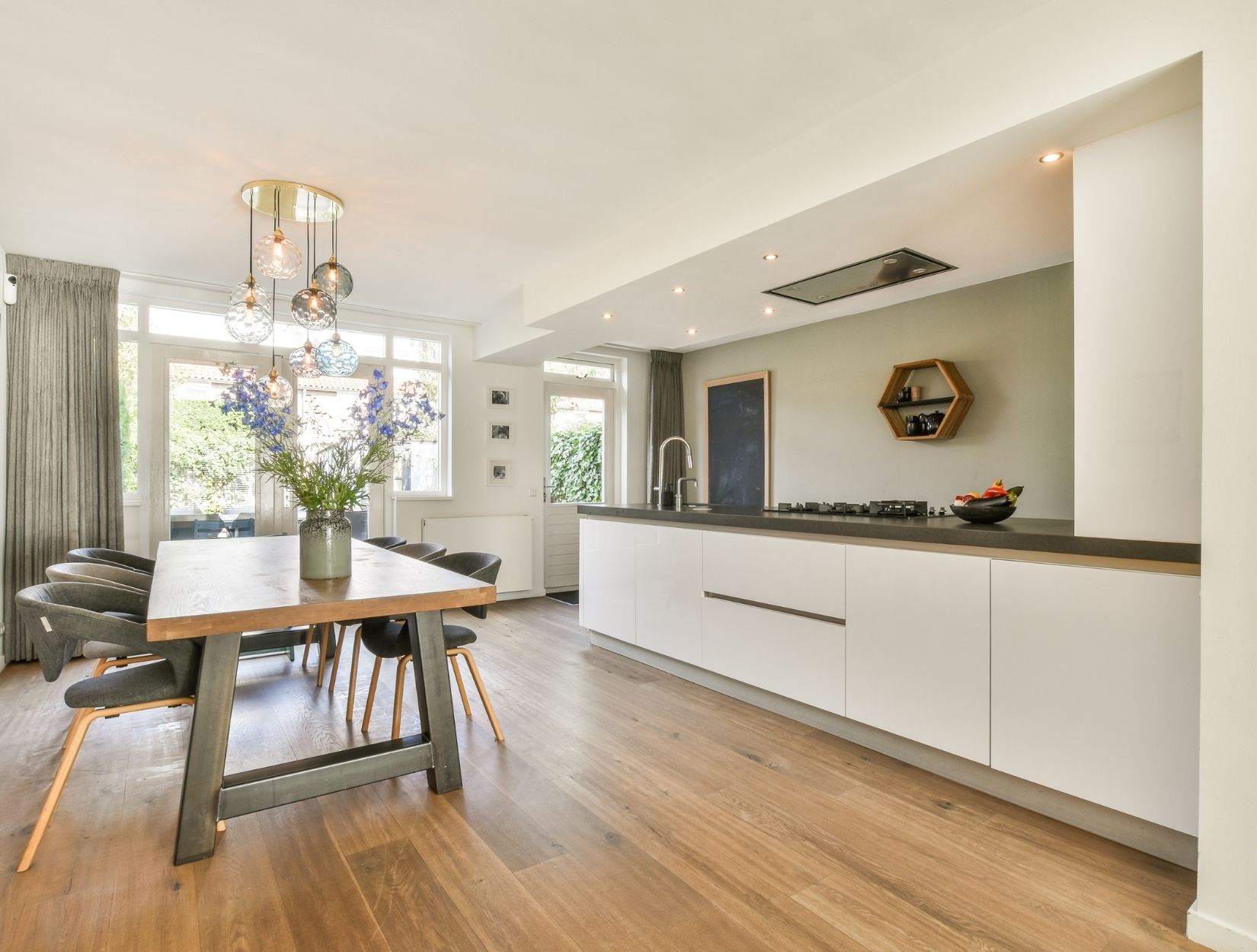 Astoria Apartment Cleaning with Expert Staff