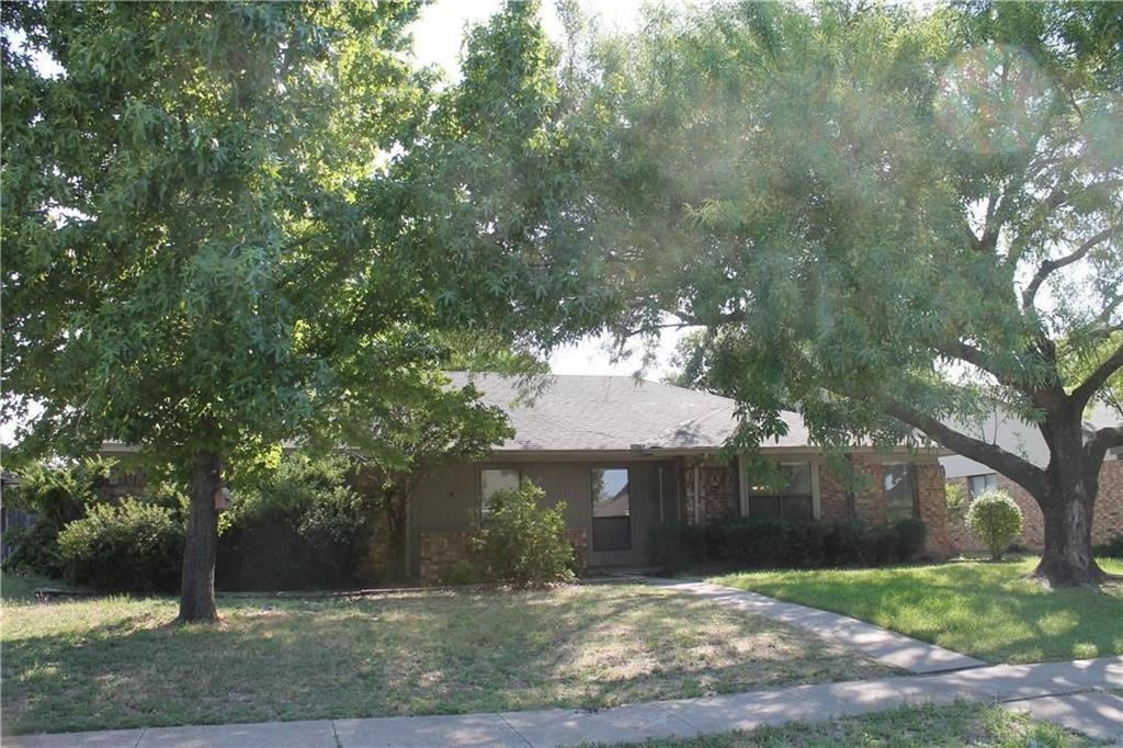 306 Shea Street, Garland, TX 75040 Sunroom Rentals