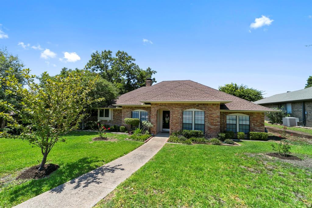 1913 Los Rios, Plano, TX 75074 Sunroom Rentals