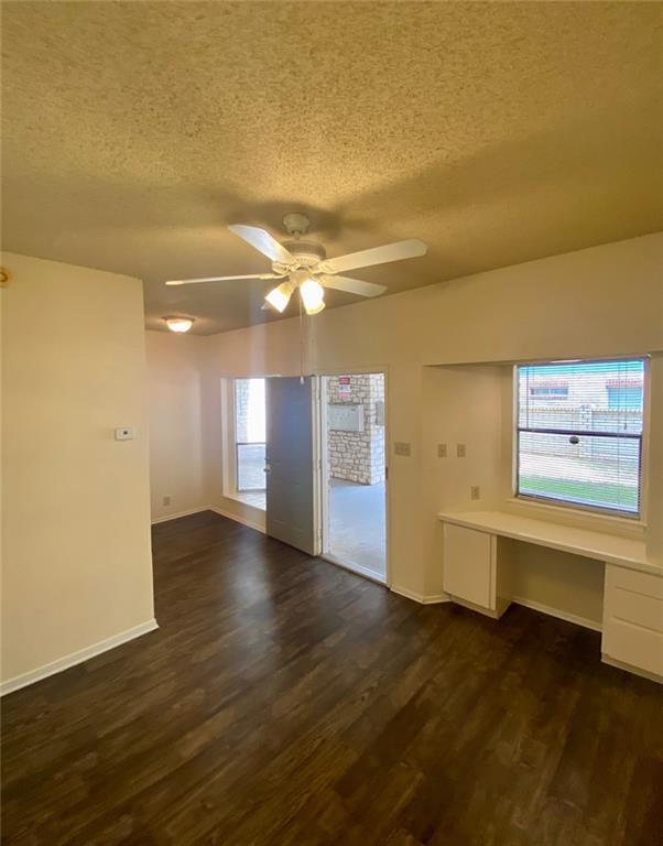 2604 Salado Street 101, Austin, TX 78705 Sunroom Rentals
