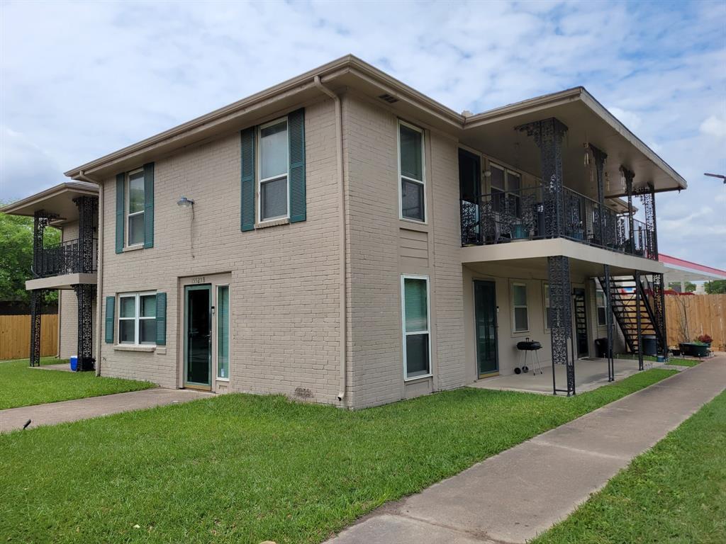 15523 Aldine Westfield Road Unit 6, Houston, TX 77032 Sunroom Rentals