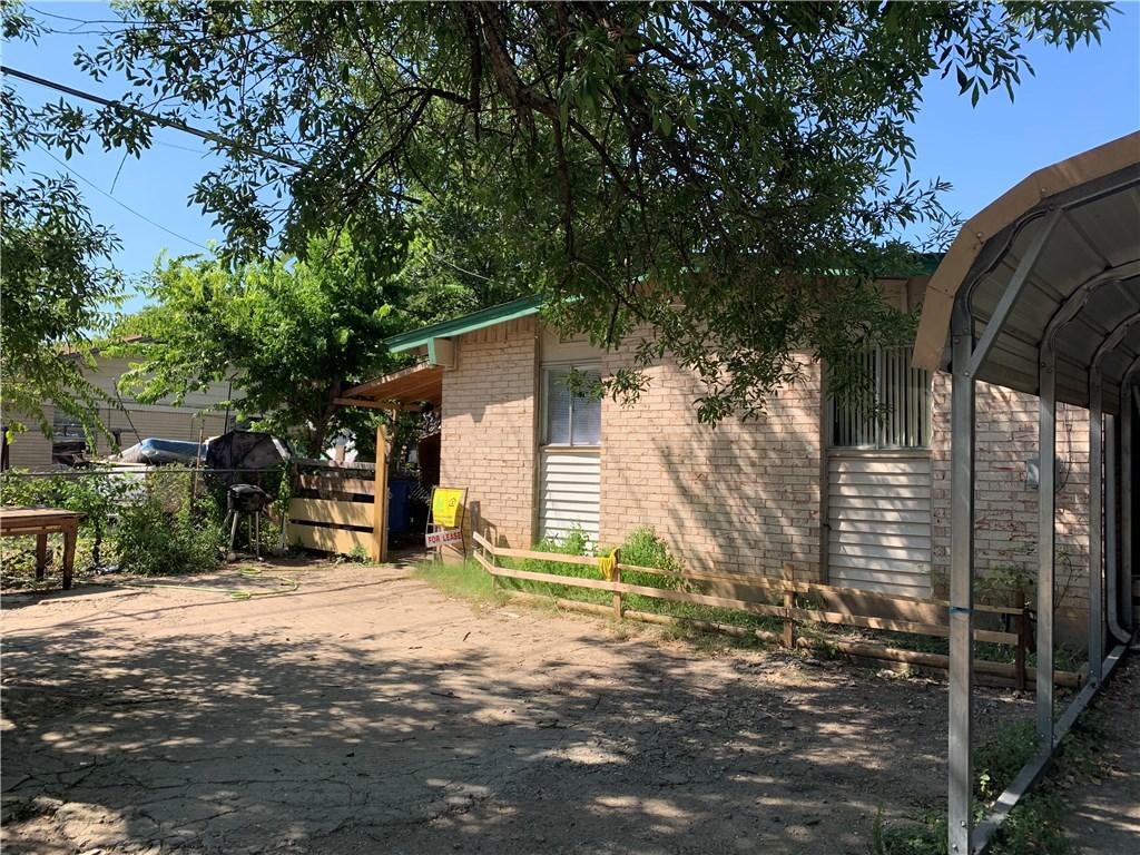 1106 Wagon TRL A, Austin, TX 78758 Sunroom Rentals