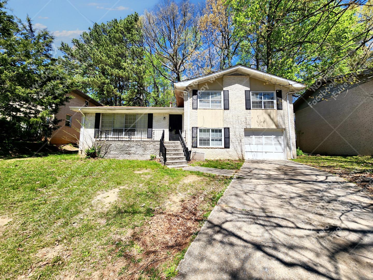 3577 Collier Dr NW, Atlanta, GA 30331 Sunroom Rentals