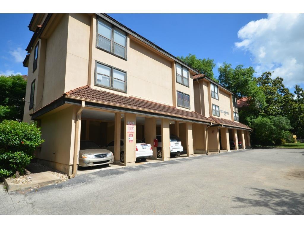 2110 Rio Grande ST 103, Austin, TX 78705 Sunroom Rentals