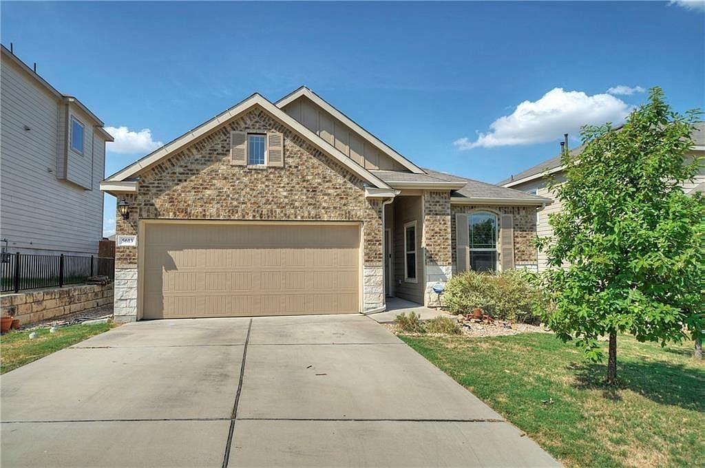 5613 Arbor Hill LN, Austin, TX 78747 Sunroom Rentals