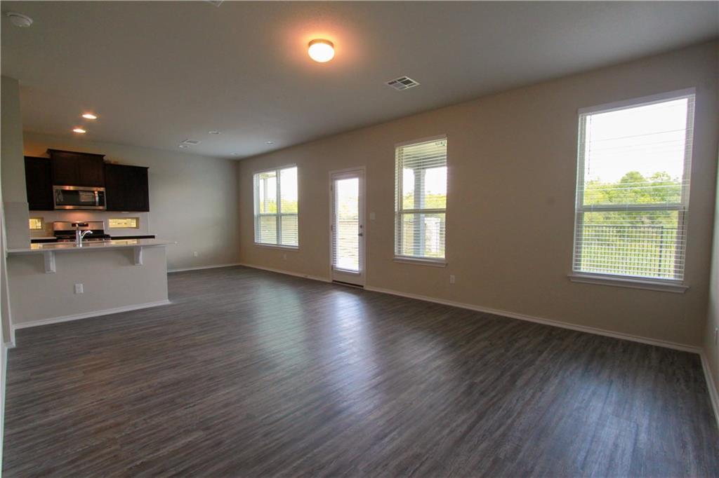 3651 Sandy Brook DR 221, Round Rock, TX 78665 Sunroom Rentals