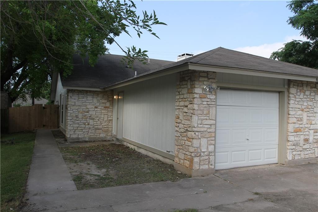 907 Bird Crk, Austin, TX 78758 Sunroom Rentals