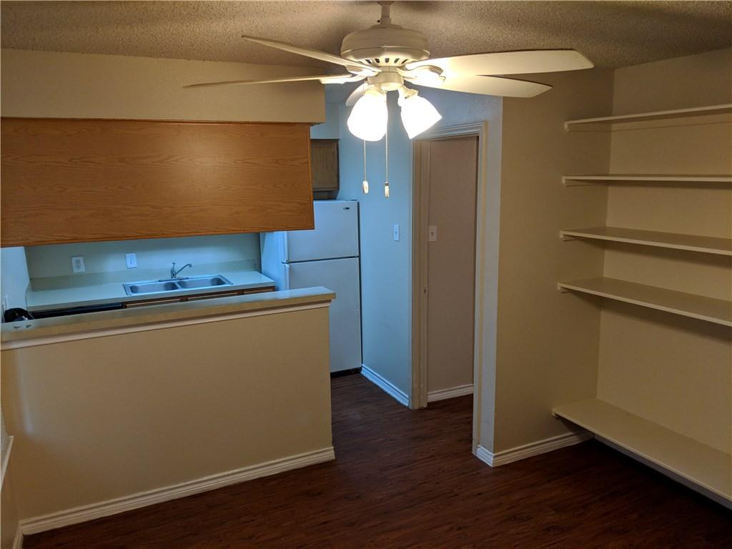 1907 Robbins PL 104, Austin, TX 78705 Sunroom Rentals