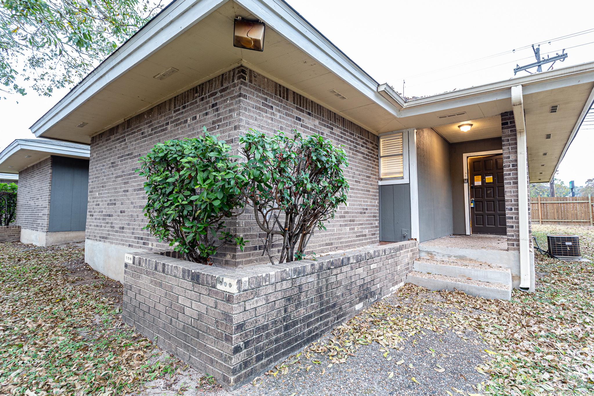 8501 Cameron Rd 129, Austin, TX 78754 Sunroom Rentals