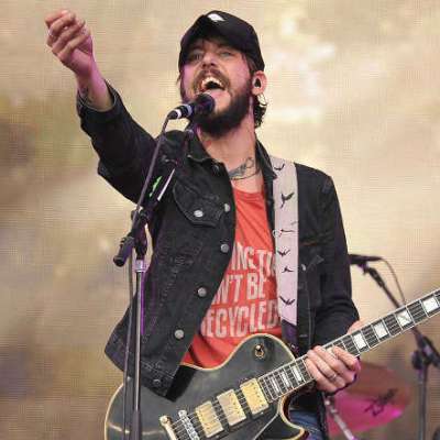 10+ Secrets Behind The Success Of Band Of Horses Exploring Their Lavish Lifestyle  : Financial Reports Net Worth 2026: Career Earnings & Assets