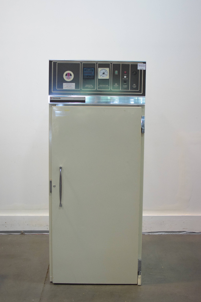 Fisher Scientific IsoTemp Low Temperature Incubator