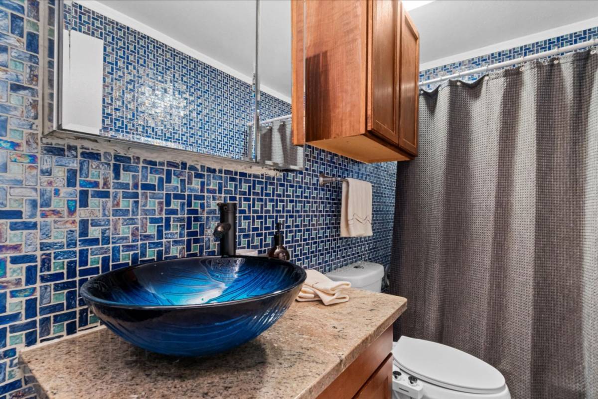 Boise Vacation Rental NEW! Dog Friendly North End Cottage with 2 Bikes & Lovely Back Deck