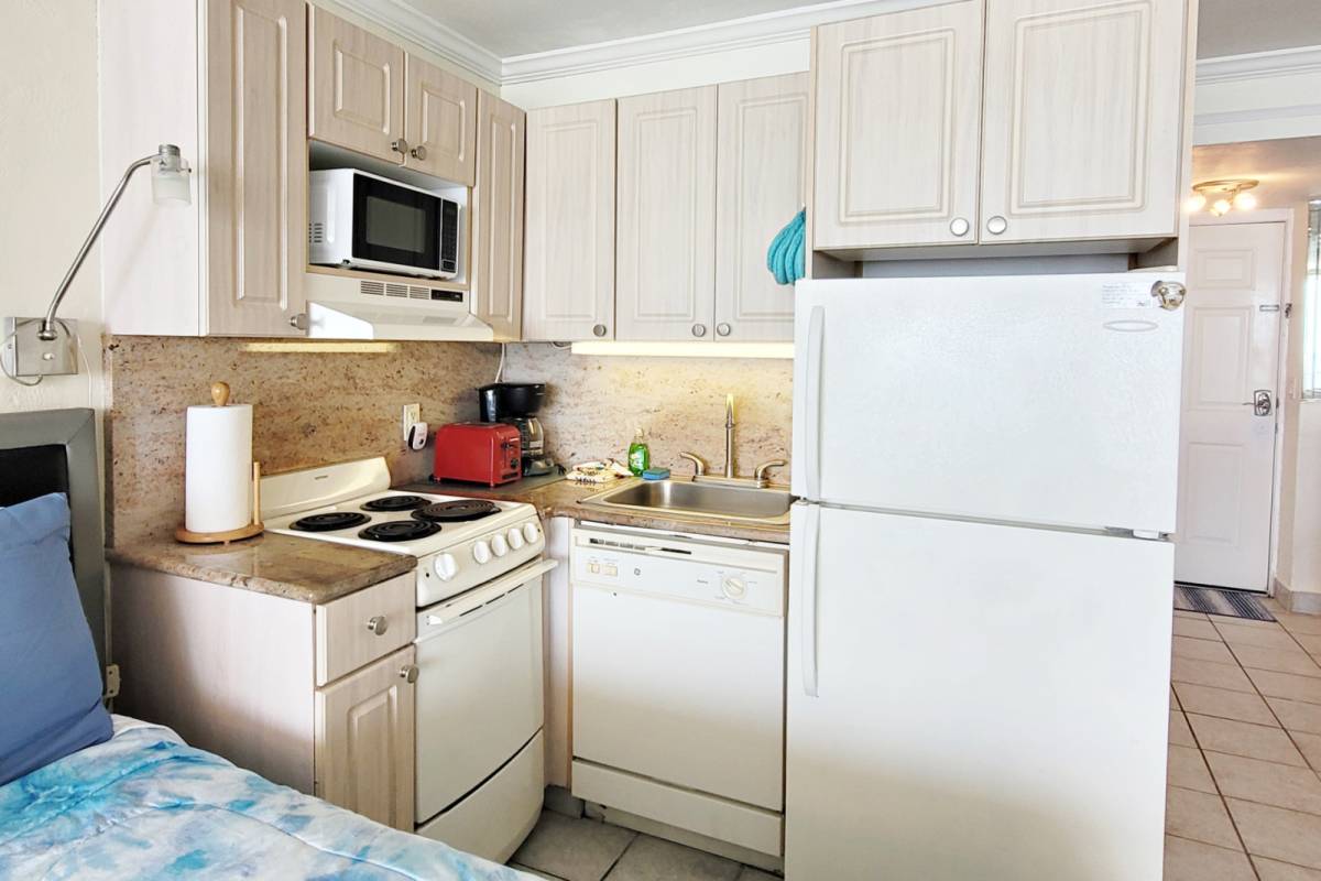 Daytona Beach Shores Vacation Rental Budget Friendly OceanFront 7th