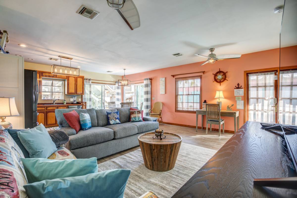 Marathon Vacation Rental Anchor's Away Discover Charm on the Canal