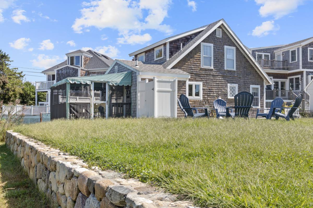 Scituate Vacation Rental Charming Family Retreat in Scituate with Private Beach Access and