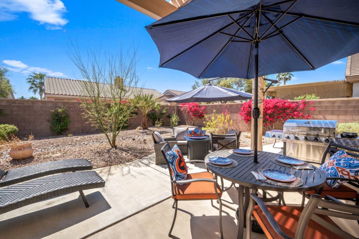 Palm Desert Vacation Rental Updated Home in Sun City Palm Desert