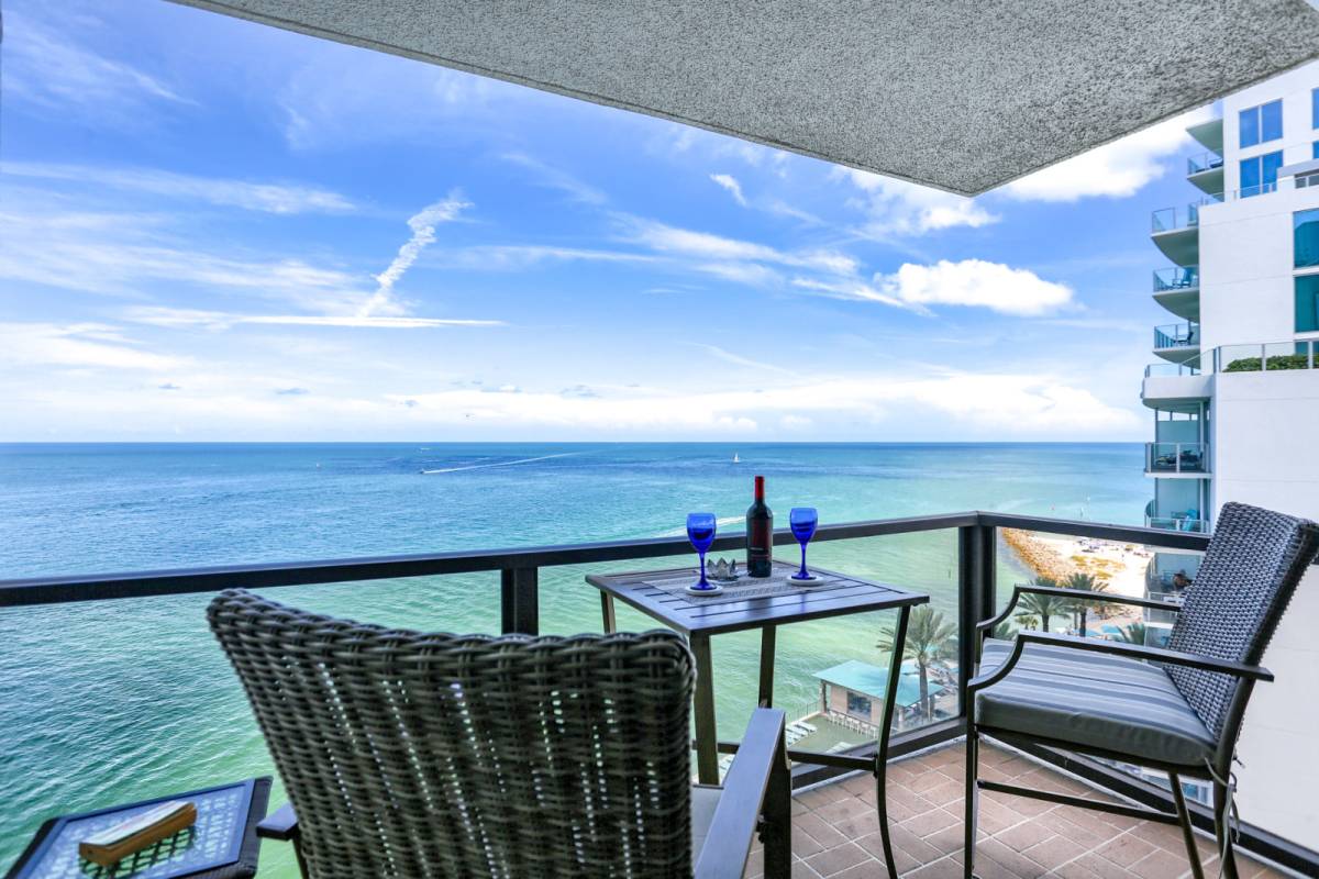 Clearwater Vacation Rental 440 West, Unit 1208N Clearwater Beach Condo Rental on