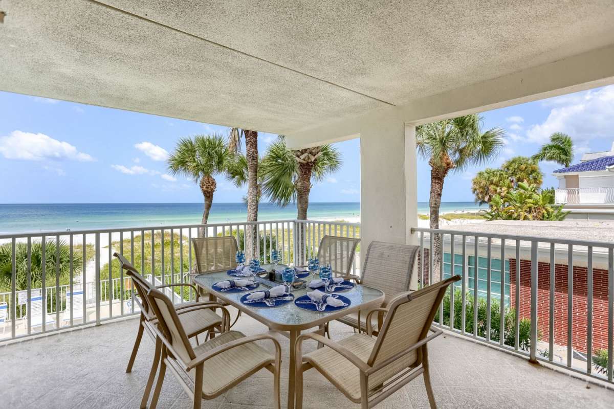 Indian Rocks Beach, FL. Beachfront Vacation Condo Two bedroom, two