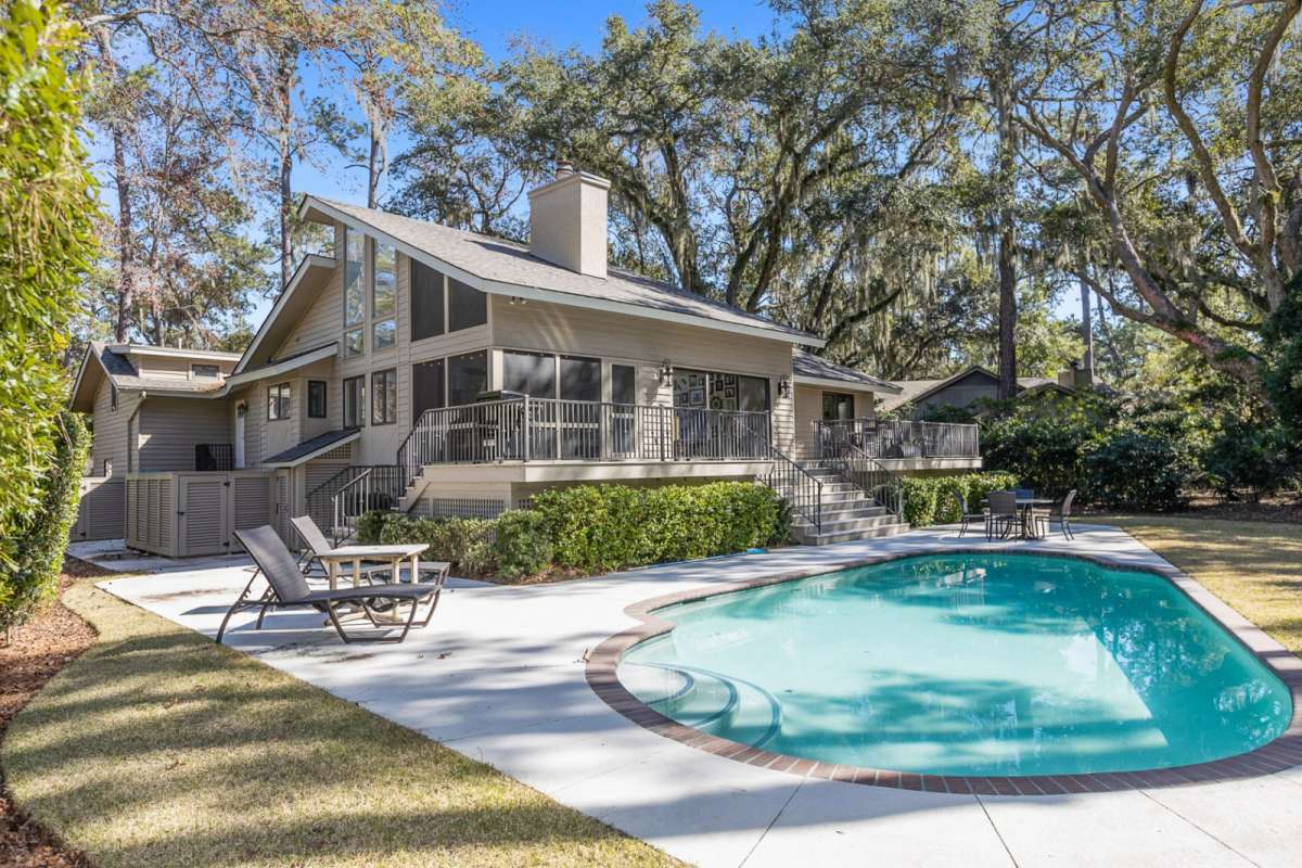Hilton Head Island Vacation Rental Easy walk to beach, private backyard with pool. Renovated