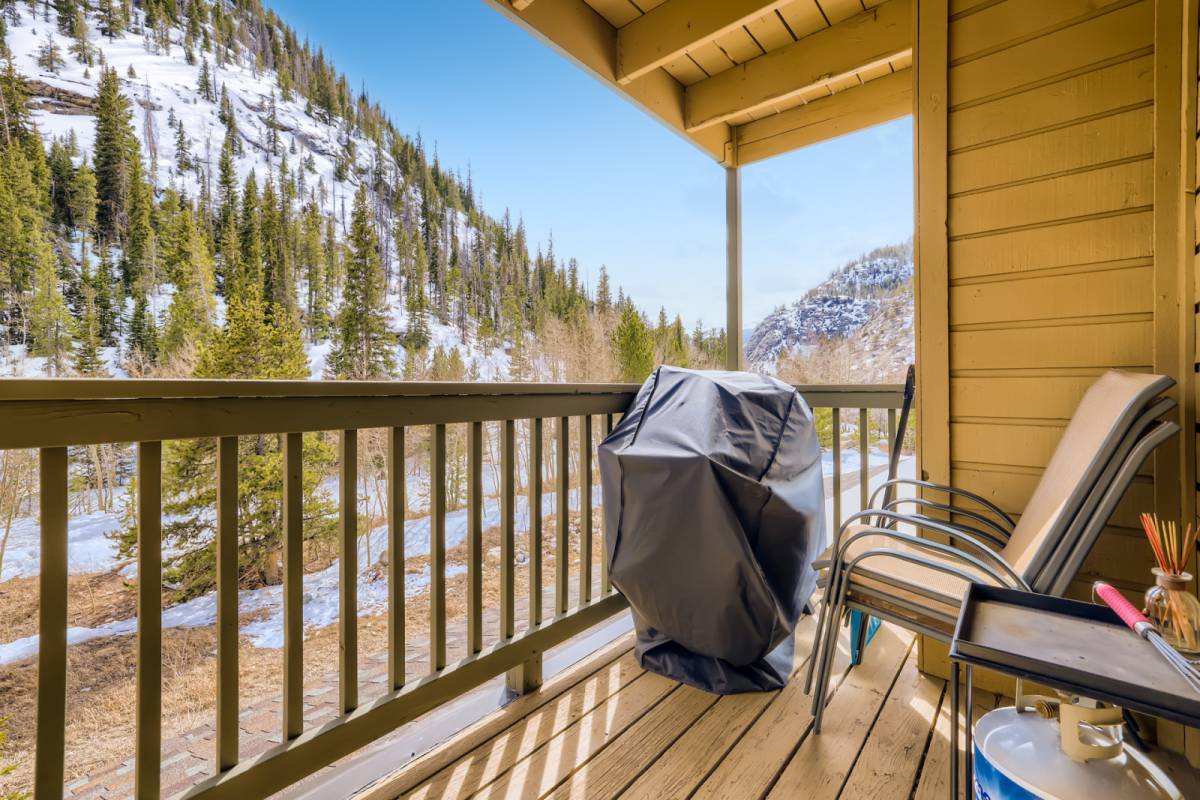 Frisco Vacation Rental Stunning Balcony Views of Mt. Royal, Covered