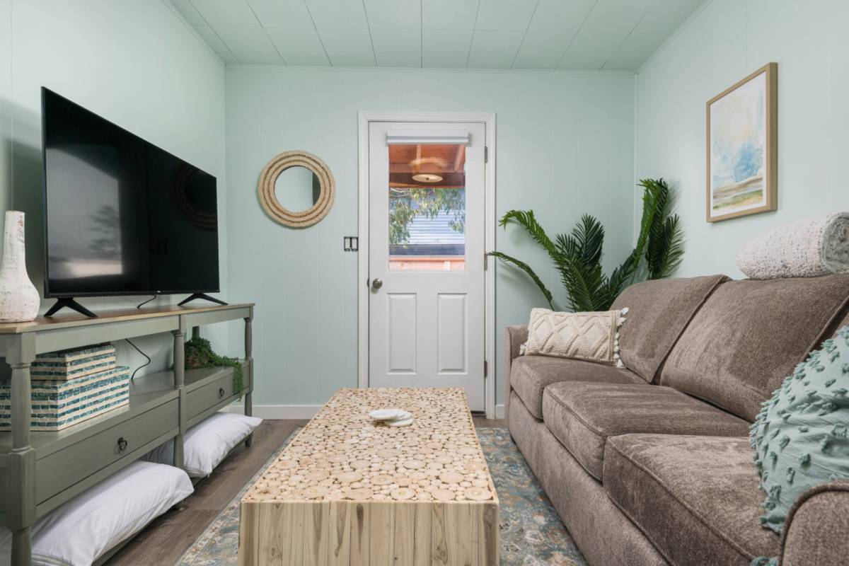 Rockaway Beach Vacation Rental Fantastic Central Rockaway Location, *Pet Friendly*, Fenced