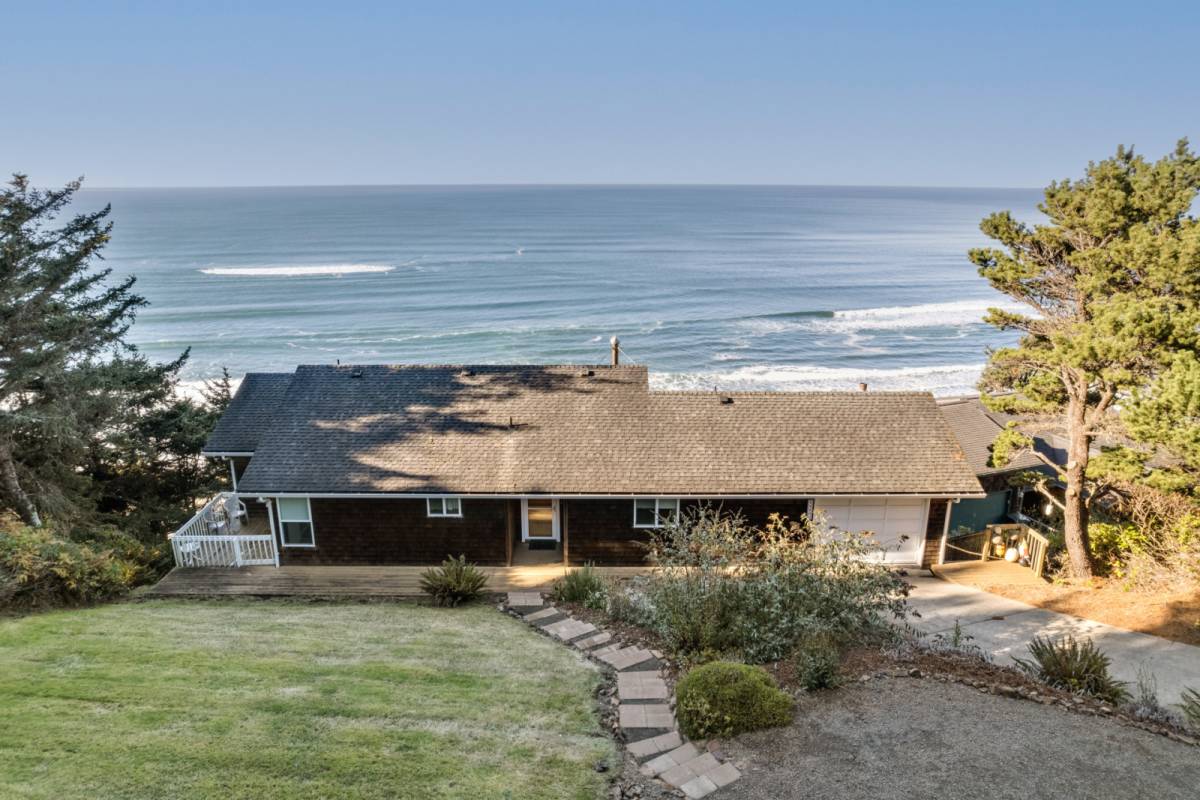 Cloverdale Vacation Rental Stunning Panoramic Ocean Front Views