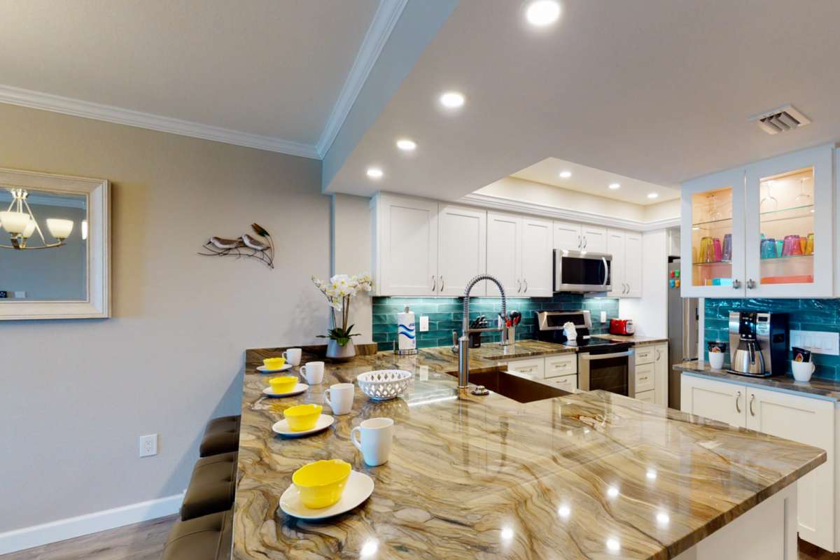 Treasure Island Vacation Rental Stunning Decor, Outstanding Views