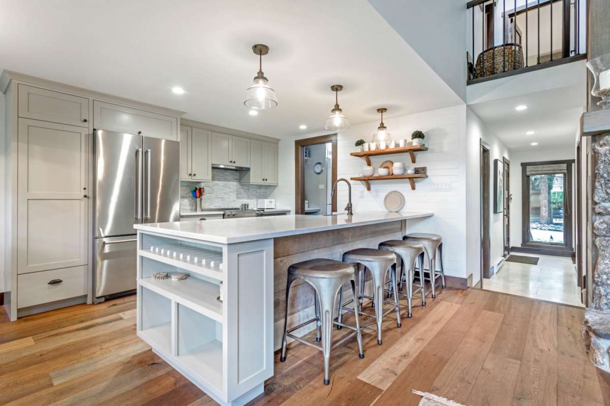 Vail Vacation Rental Enjoy the Peace&Quiet of East Vail During Your