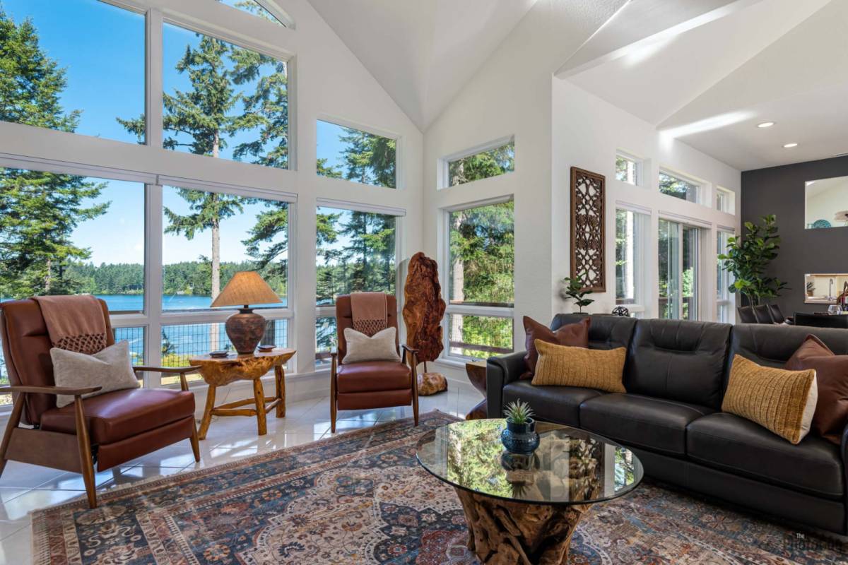 Florence Vacation Rental | Seven Pines | Home Rental on iTrip.net