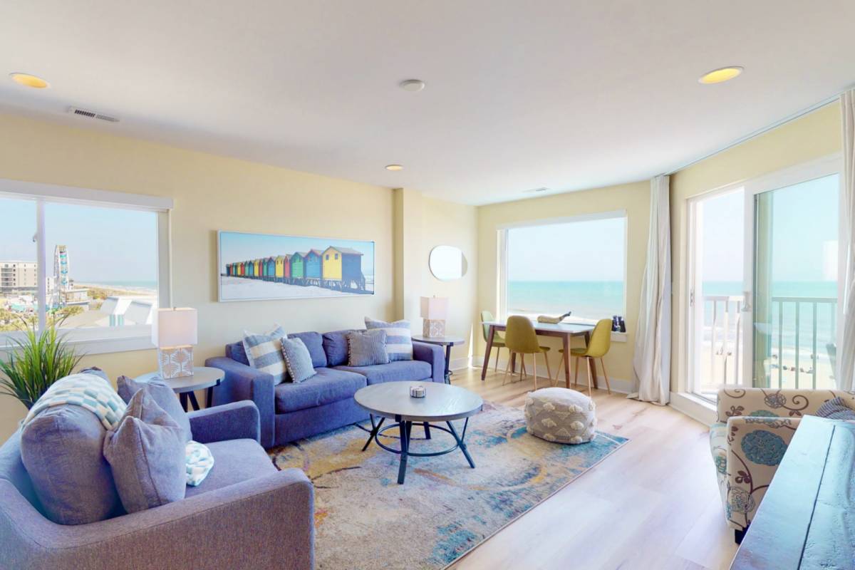 Curated visual reference: Carolina Beach Vacation Rental Luxury Oceanfront Top Floor Condo W Photo Inspiration