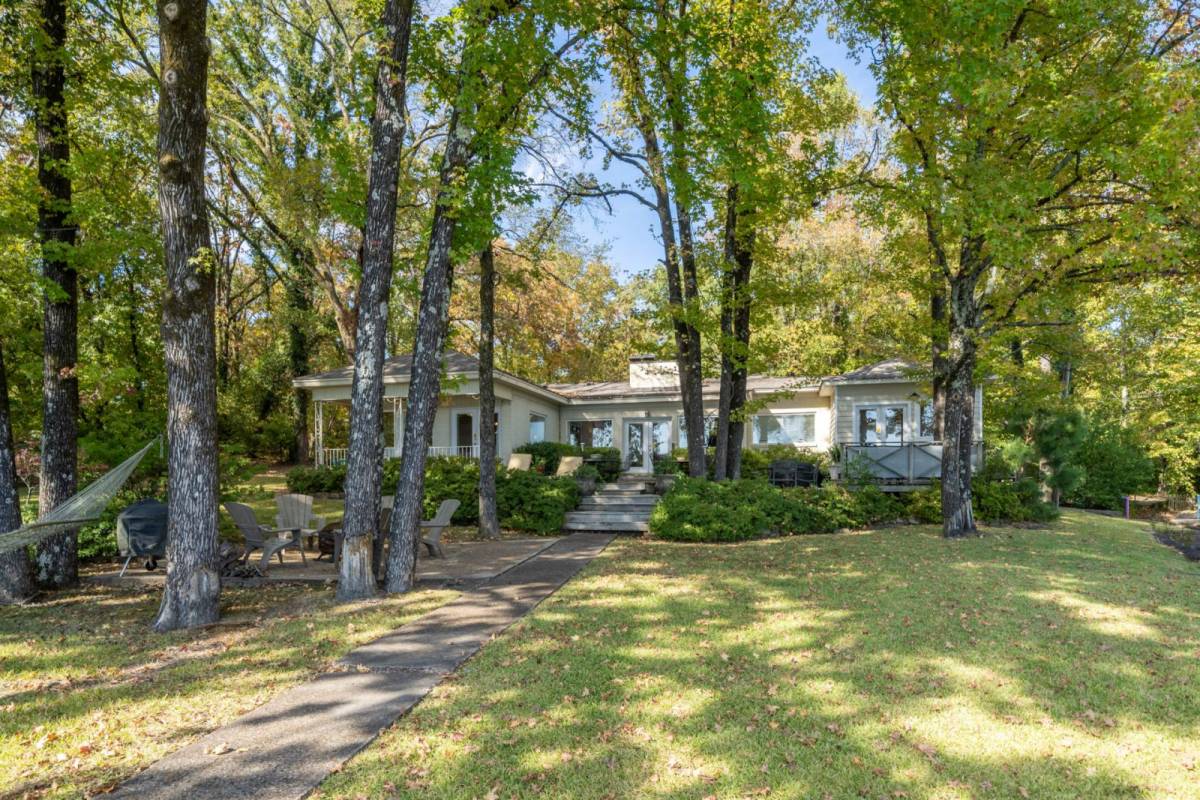 Hot Springs Vacation Rental | Family-Friendly Secluded Lakehouse w ... - Luxury Off Grid Vacation Rentals With Private Hot Springs