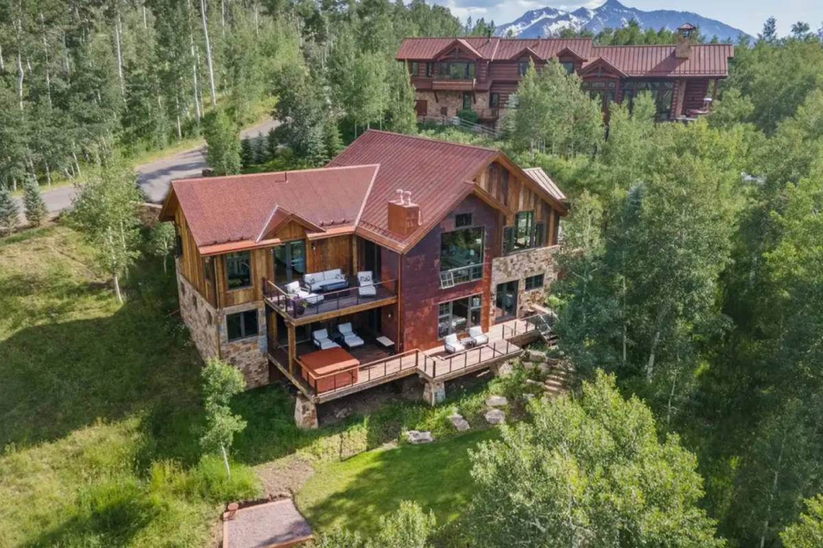 Mountain Village Vacation Rental | New! Stunning Mountain Views