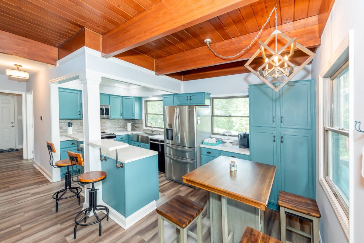 Loudon Vacation Rental Pet Friendly! Abundant WildlifeSunroom