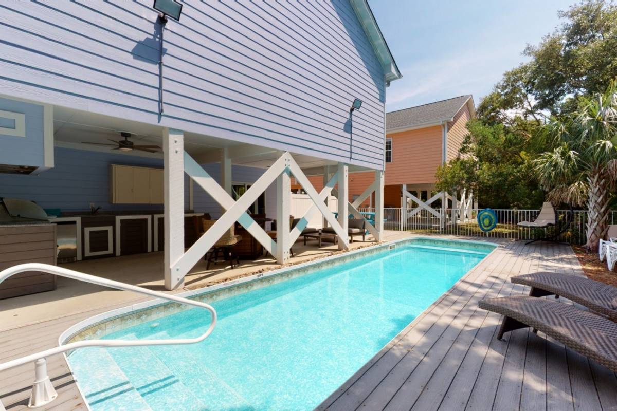 Kure Beach Vacation Rental Private Pool, Outdoor Kitchen, Near Beach