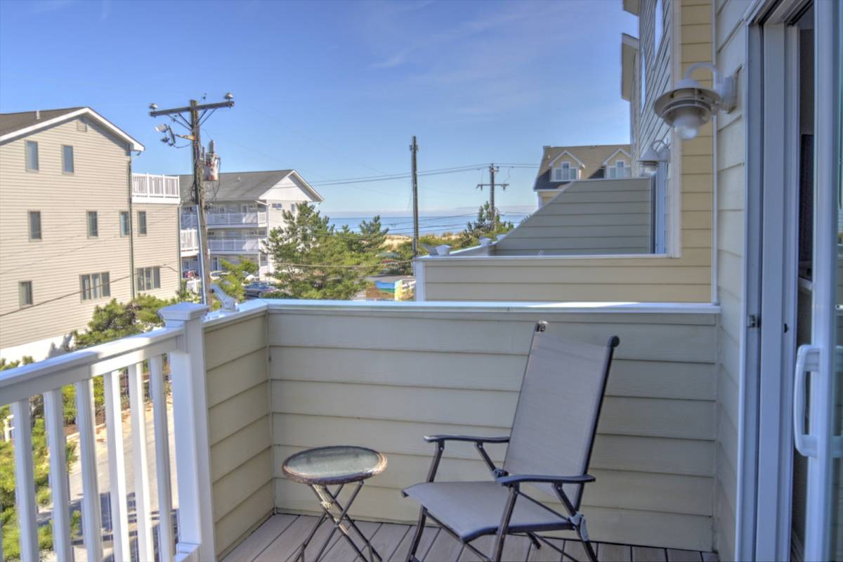 Fenwick Island Vacation Rental 3rd House from the Beach, Water View