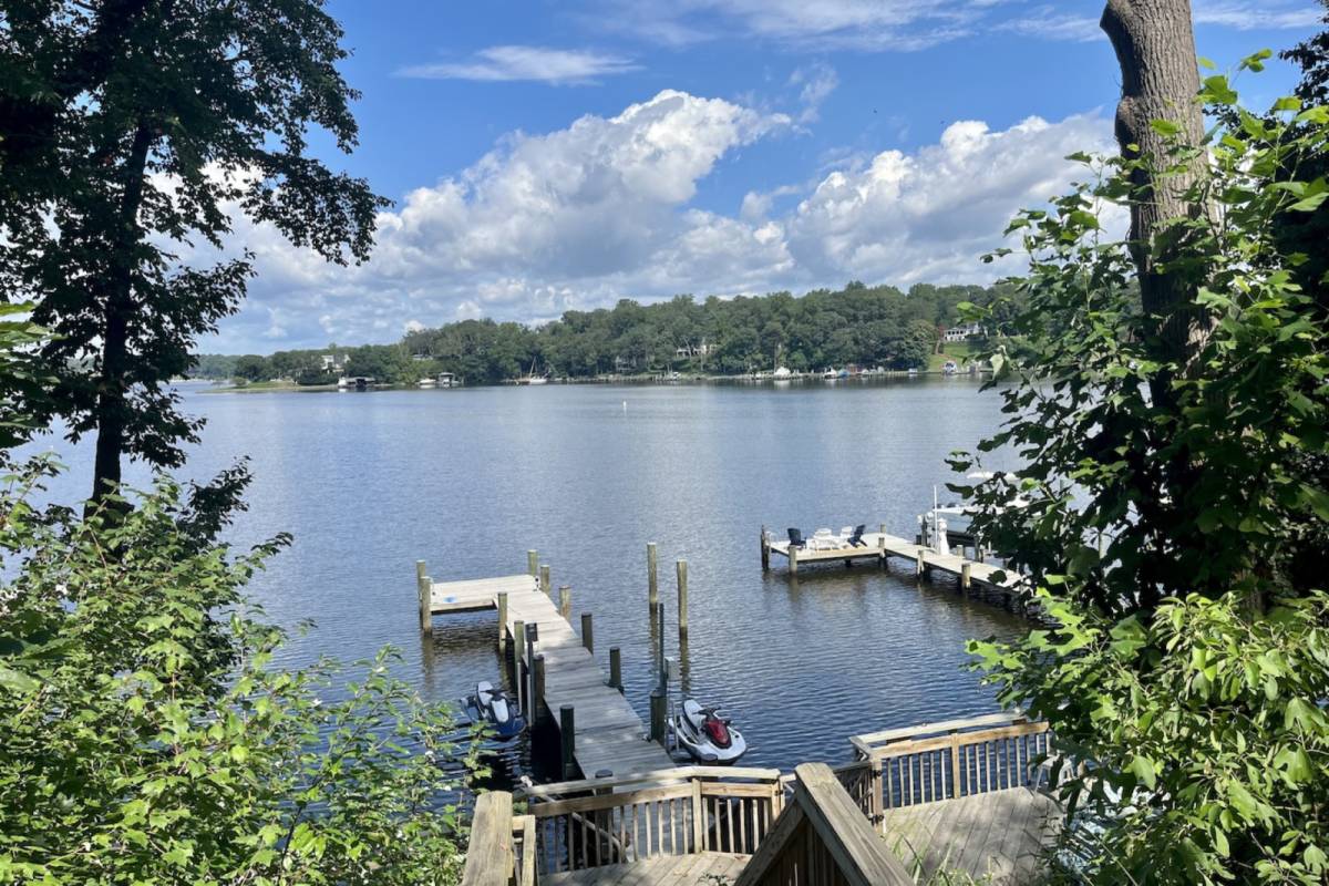 Crownsville Vacation Rental Roost on the River Home Rental on