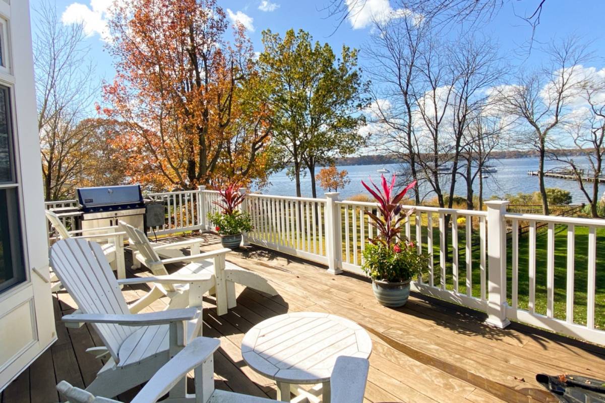 Severna Park Vacation Rental Stunning Waterfront Home in Round Bay