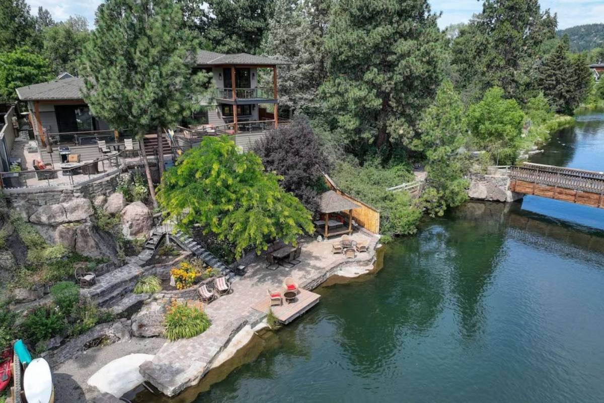 Bend Vacation Rental | Riverfront Paradise includes SUP, Kayaks ...